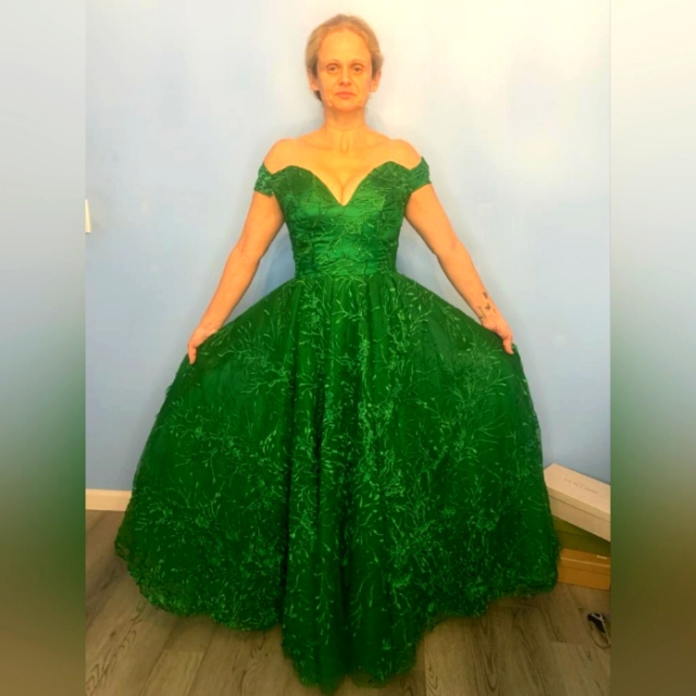 Emerald Green Dress. Special Occasion. Christmas. Very thick and heavy.